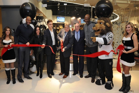 New Team LA Store Opens in Staples Center, News & Insights