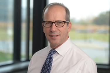 Dr. Elliott Norry Dr. Elliott Norry