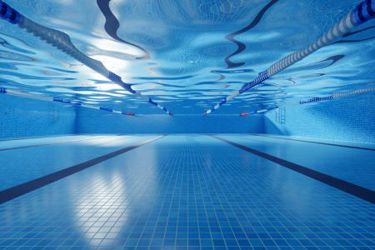 GettyImages-1825000760 pool water