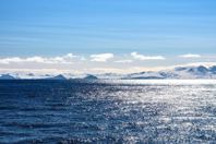 alaskaglacierlake-Getty-1141057286