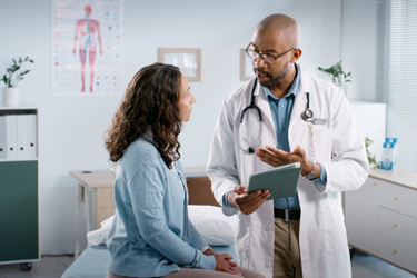 GettyImages-2223908587-doctor-patient GettyImages-2223908587-doctor-patient