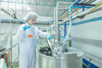 GettyImages-2268874844-downstream-process-liquid-handling
