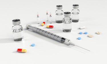 addiction_aid_bottle_3560541 addiction_aid_bottle_3560541