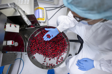 Pharmaceutical factory, pills-GettyImages-1419815069 Pharmaceutical factory, pills-GettyImages-1419815069