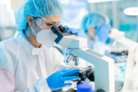 A New Framework For Identifying Nitrosamine Risks And Derisking Products GettyImages-1288978528 Scientist Using Microscope In Lab