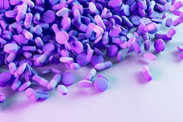 Pills-GettyImages-2216055021 Pills-GettyImages-2216055021
