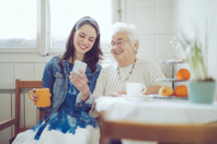 Overcoming Participant Compliance Challenges In A Medical Device Study GettyImages-639015264 patient, smartphone