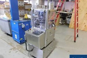 Elizabeth Hata Pharmaceutical 10 Station Tablet Press