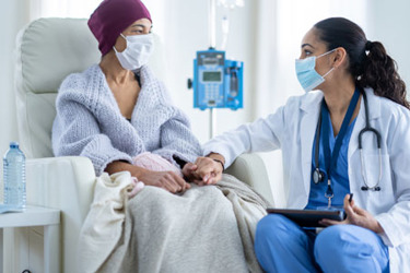 GettyImages-1460874779 cancer patient GettyImages-1460874779 cancer patient