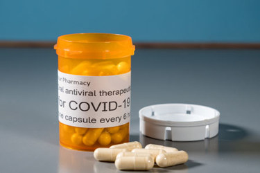 COVID-oral antiviral therapeutic treatment-GettyImages-1310961647