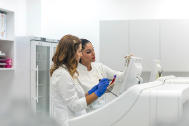 GettyImages-1807380795-analytics-cell-analysis-laboratory GettyImages-1807380795-analytics-cell-analysis-laboratory