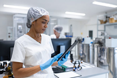 pharma-manufacturing-GettyImages-2196233628 pharma-manufacturing-GettyImages-2196233628