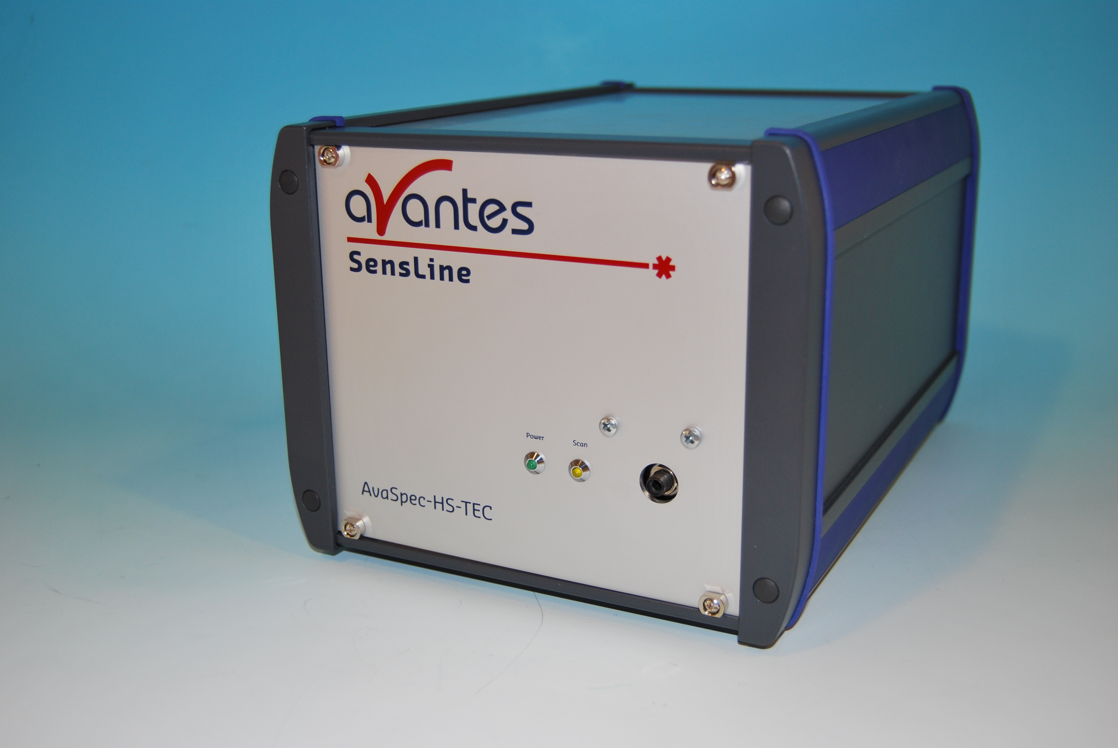 High UV and NIR Sensitivity BackThinned TECooled CCD Spectrometers