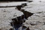 earthquakecrack_Getty-471332612