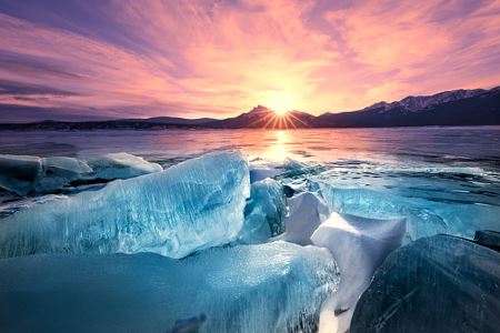 Mountain Glaciers Hold Less Ice Than Previously Thought It's A Concern For Future Water Supplies But A Drop In The Bucket For Sea Level Rise - Vimarsana News