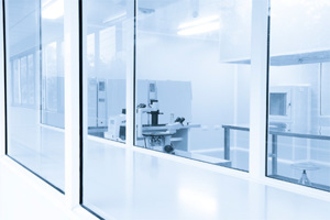 Pre-Designed Pharmaceutical Cleanrooms: Faciliflex Express Pharmaceutical Laboratory Cleanroom GettyImages-136642528