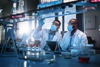 Viral Safety Handbook Scientists In Lab GettyImages-1354171846