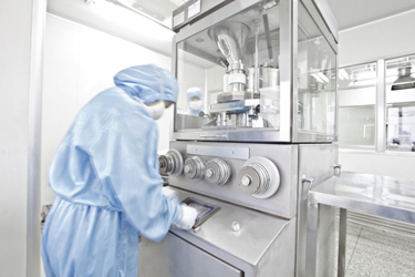 pharmaceutical factory equipment-GettyImages-499694183
