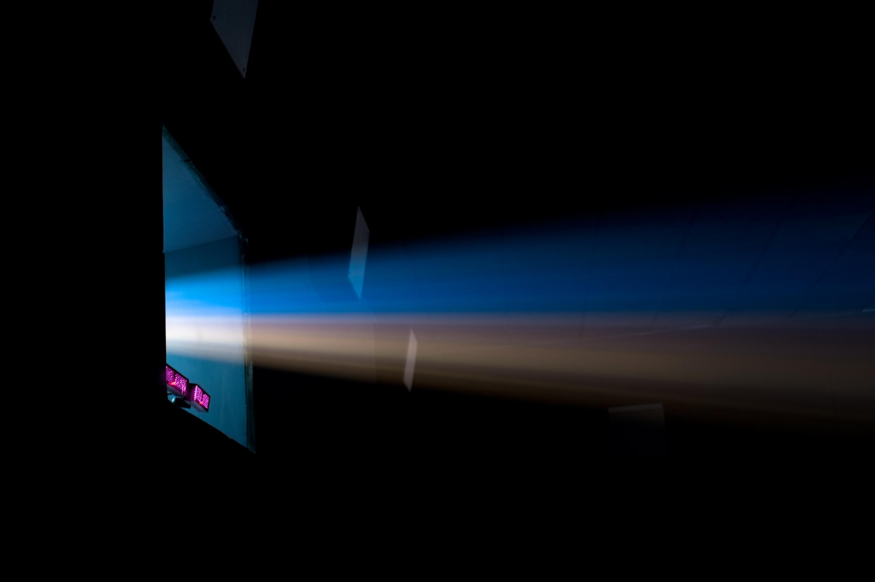 Theater Projection Port Glass Windows Provide Eye Popping Optical Clarity For On-Screen Viewing - Vimarsana News
