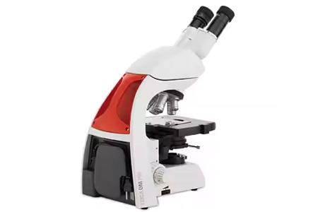 Fluorescence-Capable Microscope For Postdocs In The Life Sciences