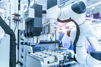 robot-arm-disposable-filters-GettyImages-1395524709