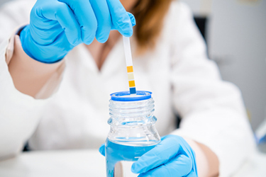 water-testing-pharm-GettyImages-1807897636 water-testing-pharm-GettyImages-1807897636