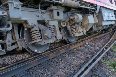 GettyImages-492810908 train derailment (002)