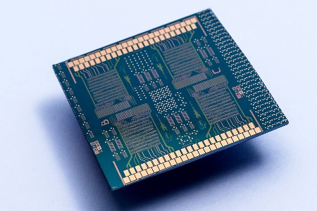 Organic Microprocessor Thin-Film Hybrid Oxide-Organic Microprocessor