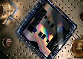 quantum-radio