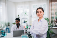 GettyImages-1555331296 lab, research, scientist