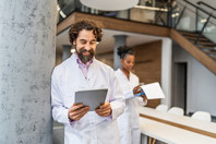 clinical-ecoa-GettyImages-2255935744