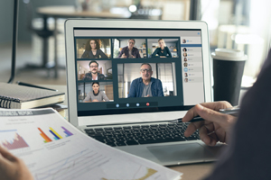Talking-working-video-calling-GettyImages-1355529014