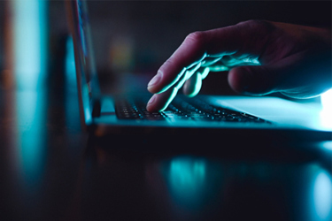 GettyImages-2151295139-computer-hands-technology GettyImages-2151295139-computer-hands-technology