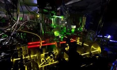 NIST Debuts Dual Atomic Clock - And A New Stability Record