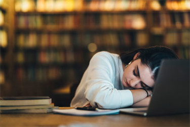 GettyImages-1050736442-sleep-tired