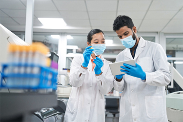 GettyImages-1746637448-laboratory-tablet-analysis-vial GettyImages-1746637448-laboratory-tablet-analysis-vial