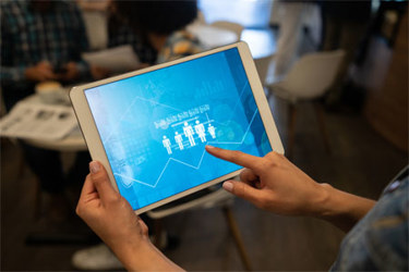 GettyImages-1135573728-digital-patient-tablet-recruitment