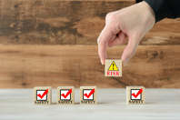 Safer Single-Use Materials To Enhance Advanced Therapy Manufacturing GettyImages-1306081736-safety-risk
