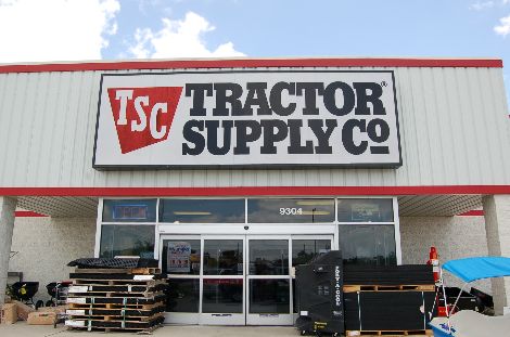 Tractor Supply Takes Omni-Channel Initiatives To The Countryside