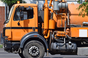 Why Should Fleet Managers Calibrate Their Engines? Sewage-truck-GettyImages-636966466