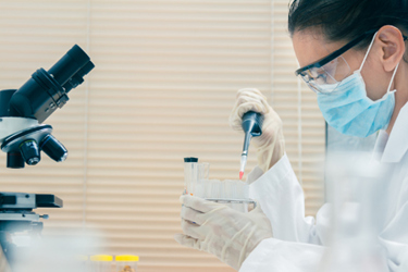 GettyImages-664557312 microscpe, lab, research, analysis, assay GettyImages-664557312 microscpe, lab, research, analysis, assay