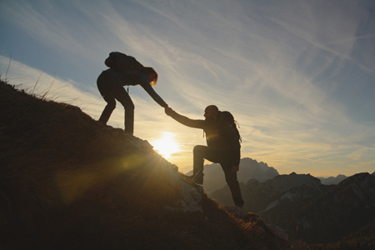 couple hiking-GettyImages-2174757730