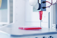 GettyImages-2229498707-bioprinting-robotic-innovation