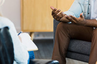 GettyImages-1341502886-hands-therapy-therapist-talking with hands