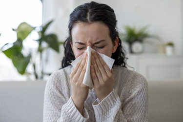 cold, flu, influenza, virus, allergies, rhinitis-GettyImages-2265566626 cold, flu, influenza, virus, allergies, rhinitis-GettyImages-2265566626