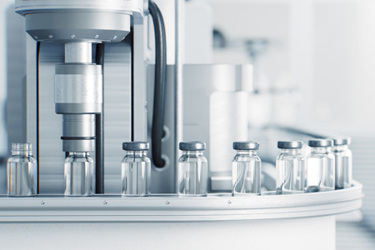 GettyImages-1351826681-capping-vials-fill-finish