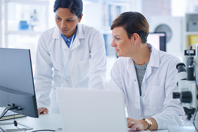 GettyImages-1220710526 lab, research