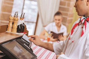Address The Needs Of Small Restaurants 09_BSM_Sept_TechTrends_POS_pic
