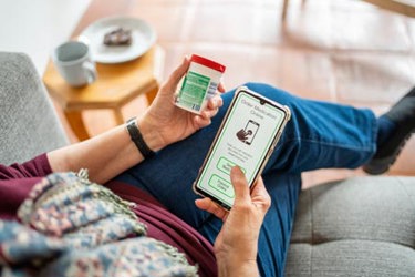 GettyImages-1543830891-direct-to-patient-cell-medicine-order-medication