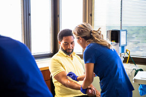 med-device-GettyImages-2211671827
